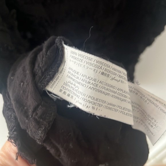 Mango textured black tank - Picture 4 of 4